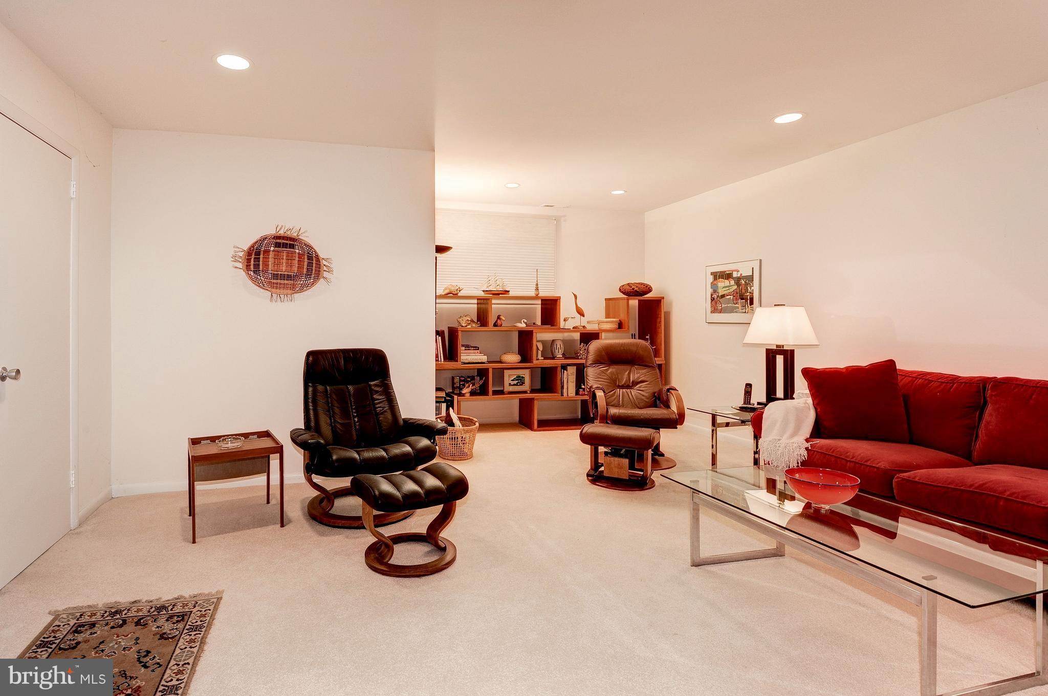 11667 Newbridge Court Reston, VA 20191 - Photo 22 of 30 Rec Room