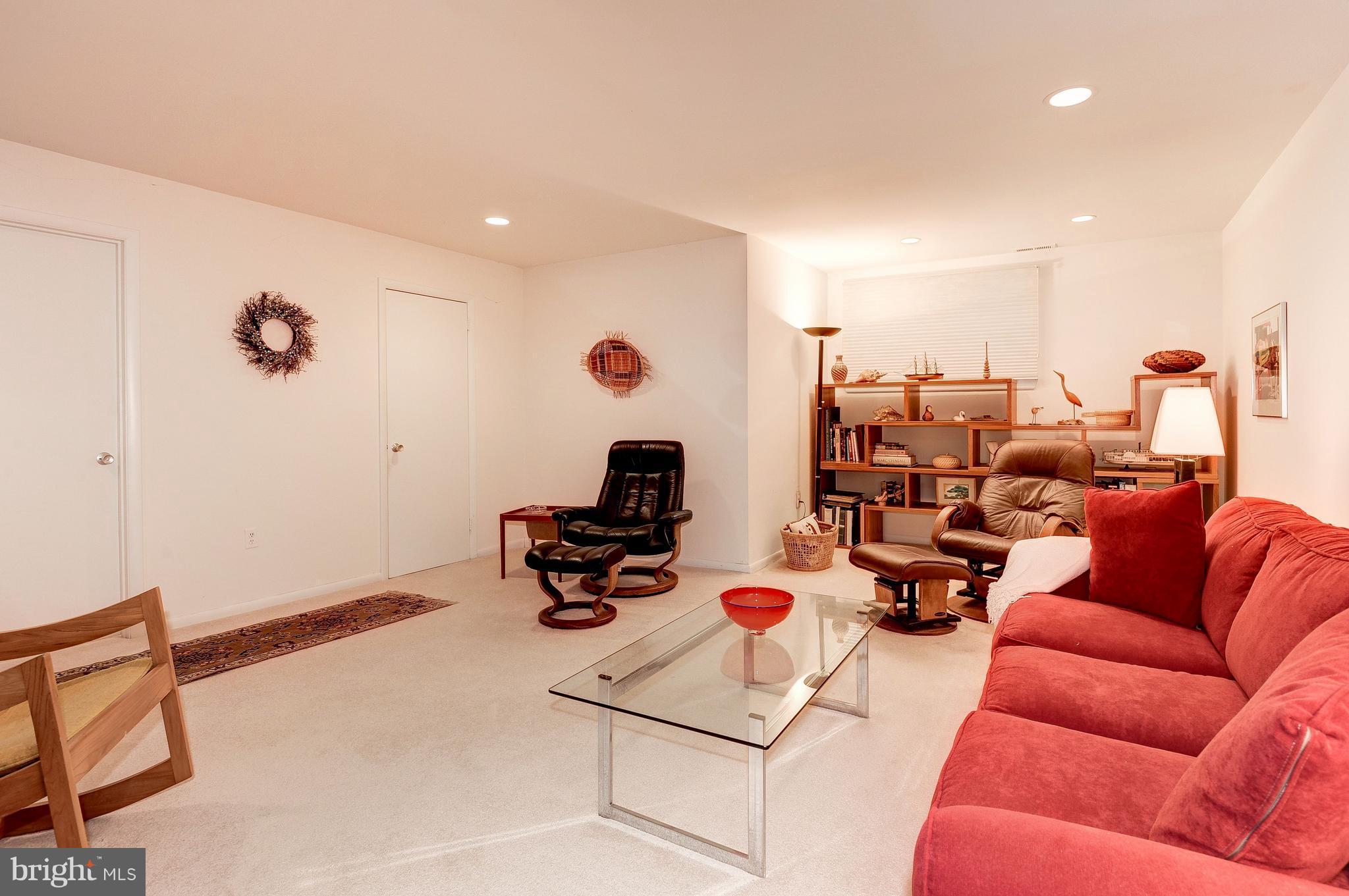 11667 Newbridge Court Reston, VA 20191 - Photo 23 of 30 Rec Room