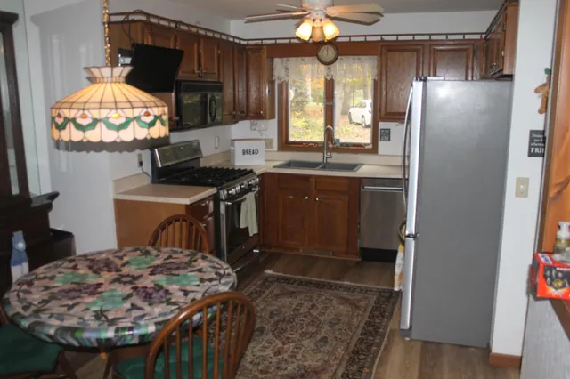 $275,000 | 111 Oak Turnagain Court, Glenwood, MN 56334