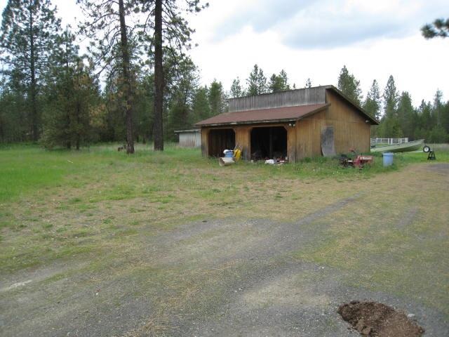 7921 East Hamilton Road Chattaroy, WA 99003 - Photo 6 of 15
