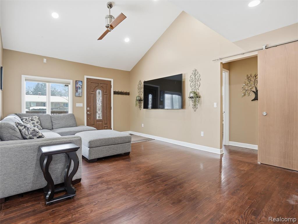 58106 Delmar Washington, MI 48094 - Photo 4 of 40