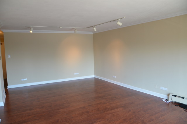 1567 Ridge Avenue, Unit 503 Evanston, IL 60201 - Photo 12 of 17 a view of an empty room