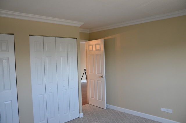 1567 Ridge Avenue, Unit 503 Evanston, IL 60201 - Photo 8 of 17 a view of an empty room
