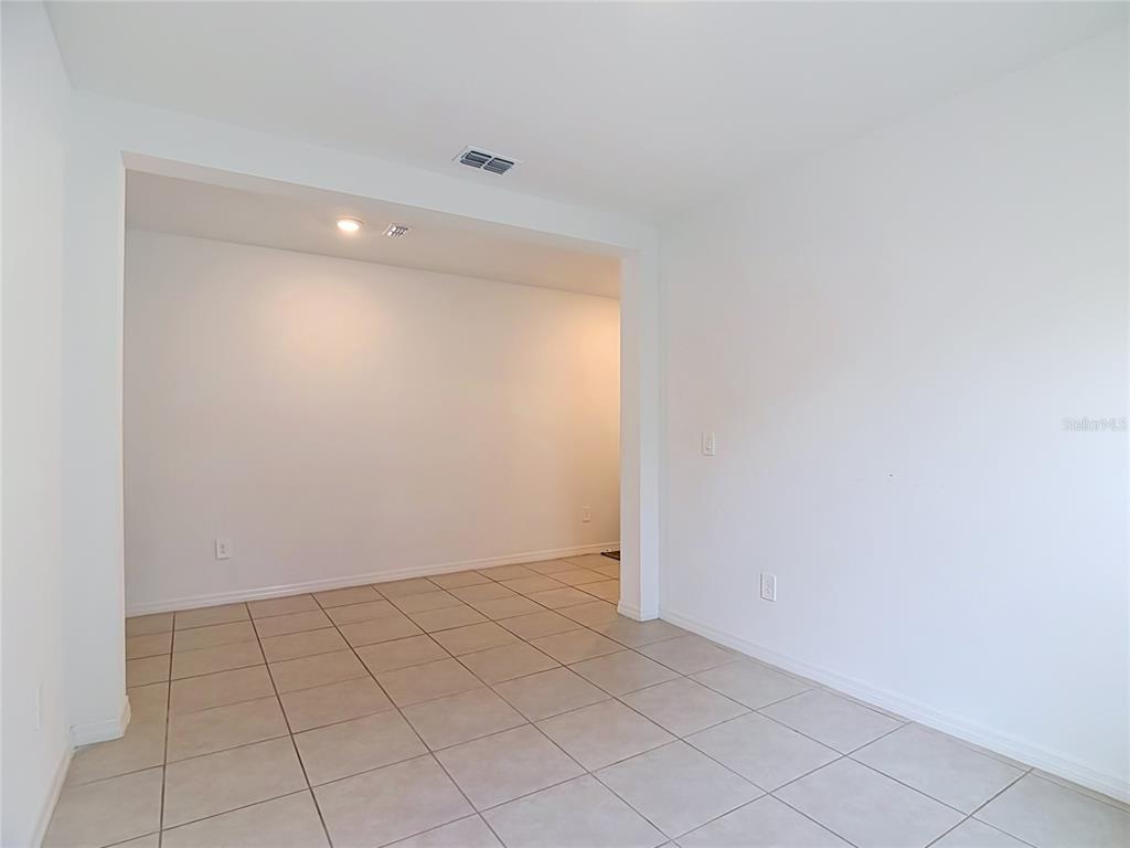 1633 Red Loop Lakeland, FL 33801 - Photo 21 of 60