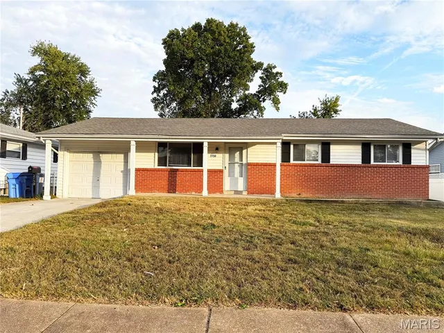 $174,000 | 2750 Robert Drive, Florissant, MO 63031