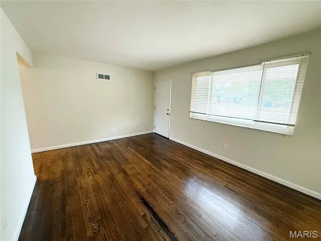 $174,000 | 2750 Robert Drive, Florissant, MO 63031