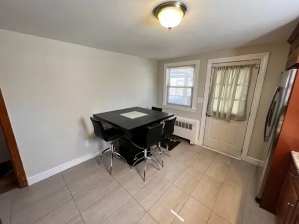 $3,700 | 375 Elm Street, Braintree, MA 02184
