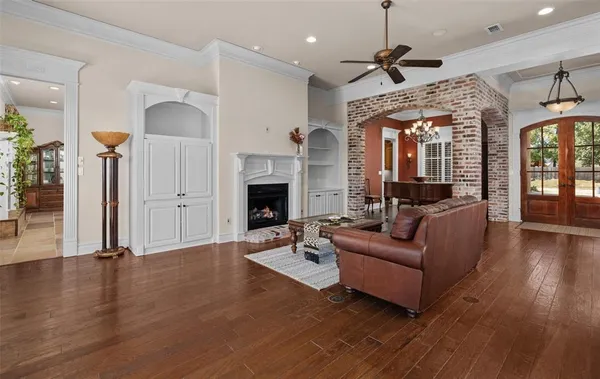 $610,000 | 1170 Waters Edge Circle, Shreveport, LA 71106