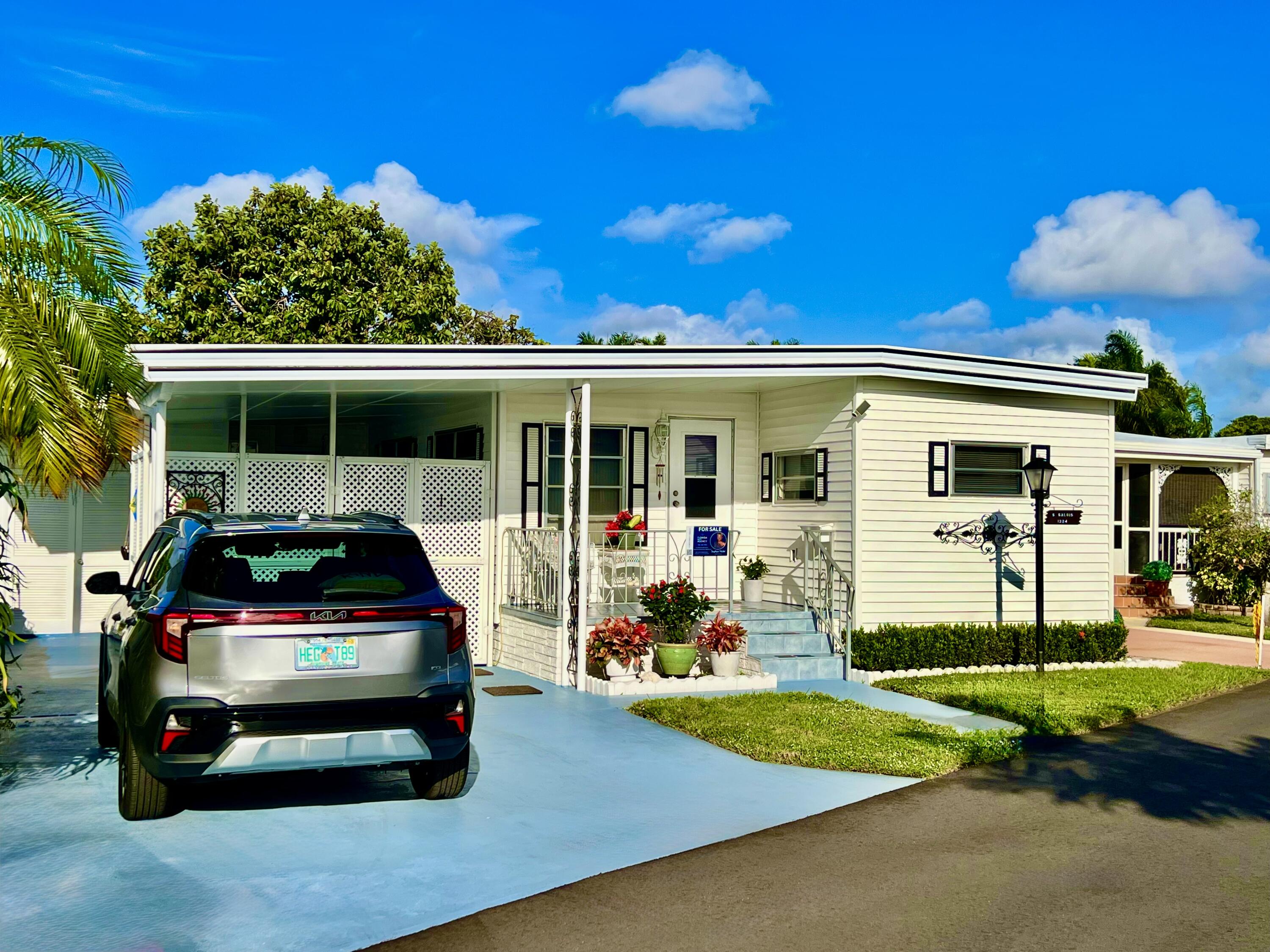 1324 South 33rd Road, Unit 1324 Hollywood, FL 33021 - Photo 3 of 23 IMG_7618 2