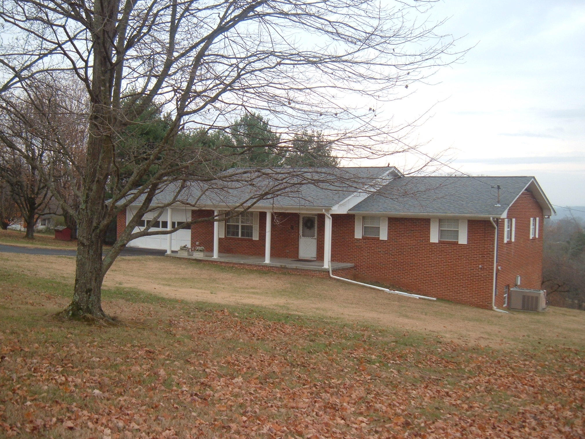 5089 Loudon Ridge Road Lenoir City, TN 37771 - Photo 9 of 10 Loudon Ridge Road 003