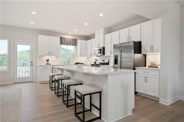 $389,990 | 1181 Olivia Drive, Oakdale, PA 15071