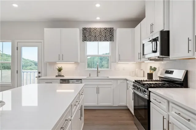 $389,990 | 1181 Olivia Drive, Oakdale, PA 15071