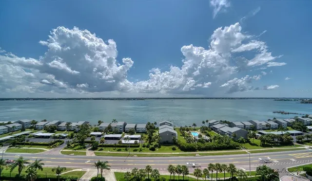 $8,000 | 1290 Gulf Boulevard, Unit 1406, Clearwater, FL 33767