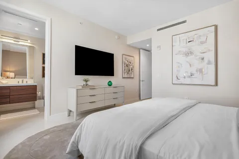 $35,000 | 210 Southeast Mizner Boulevard, Unit 704, Boca Raton, FL 33432