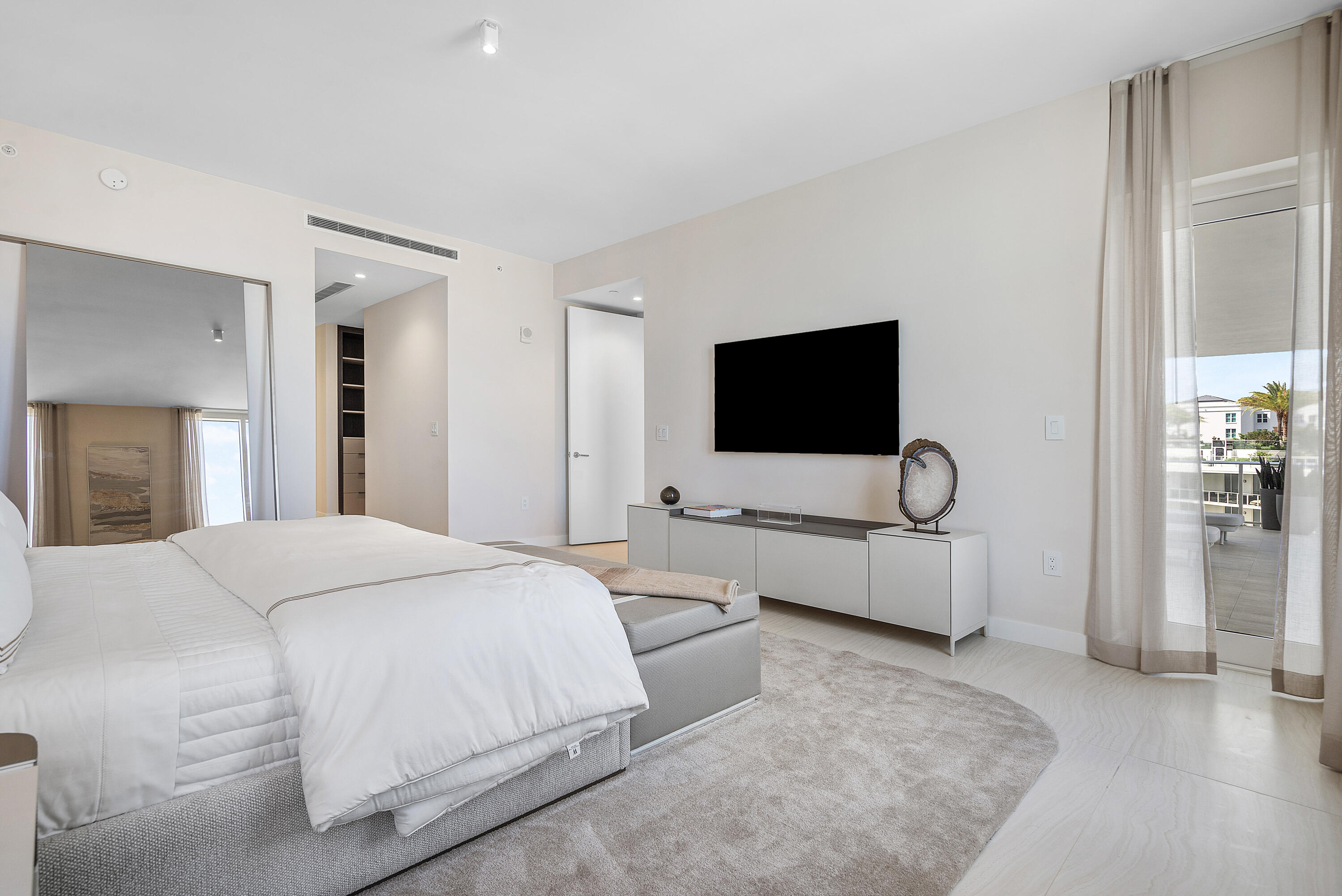 210 Southeast Mizner Boulevard, Unit 704 Boca Raton, FL 33432 - Photo 35 of 66 ALINA 210 UNIT 704