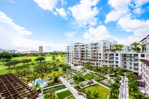 $35,000 | 210 Southeast Mizner Boulevard, Unit 704, Boca Raton, FL 33432