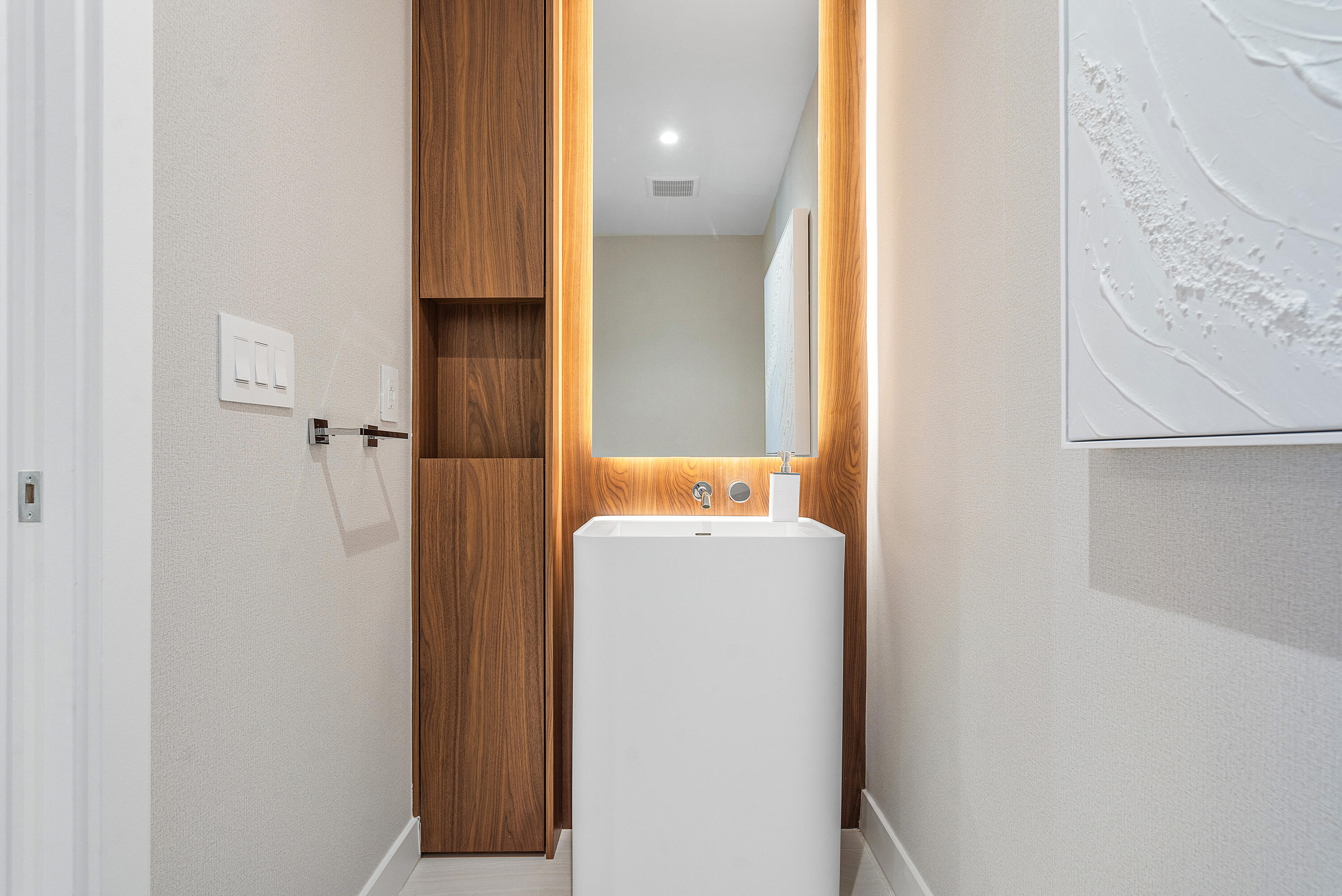 210 Southeast Mizner Boulevard, Unit 704 Boca Raton, FL 33432 - Photo 46 of 66 ALINA 210 UNIT 704