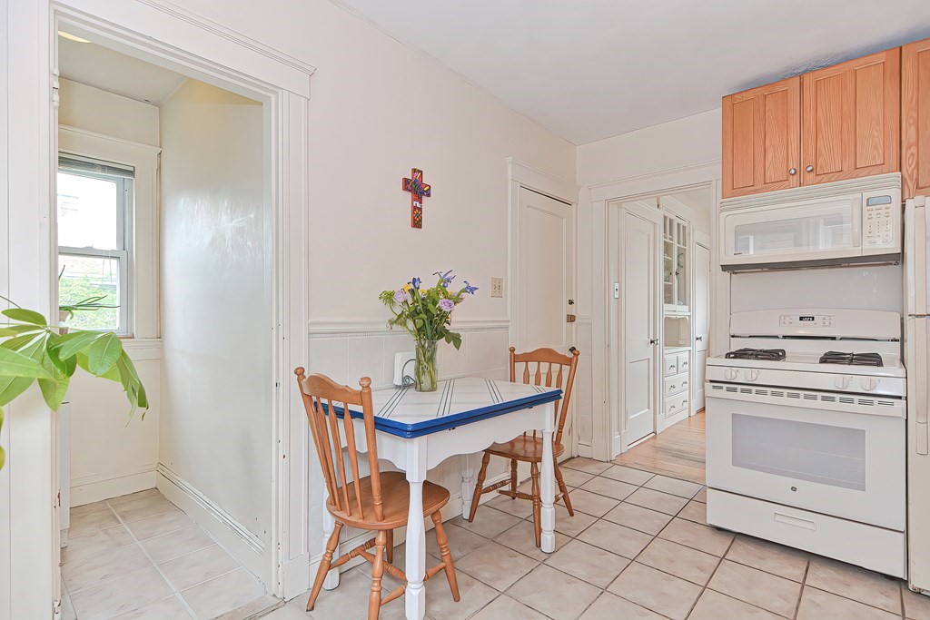 28 Bexley Road, Unit 2 Boston, MA 02131 - Photo 13 of 28 Gallery Image 13