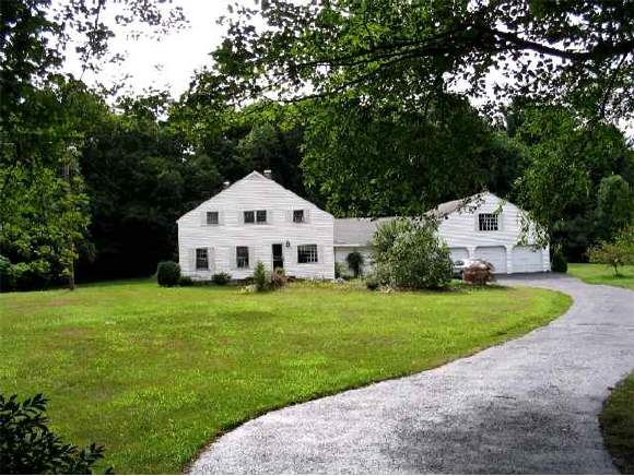 6 Dodge Road Hampton Falls, NH 03844 - Photo 1 of 5