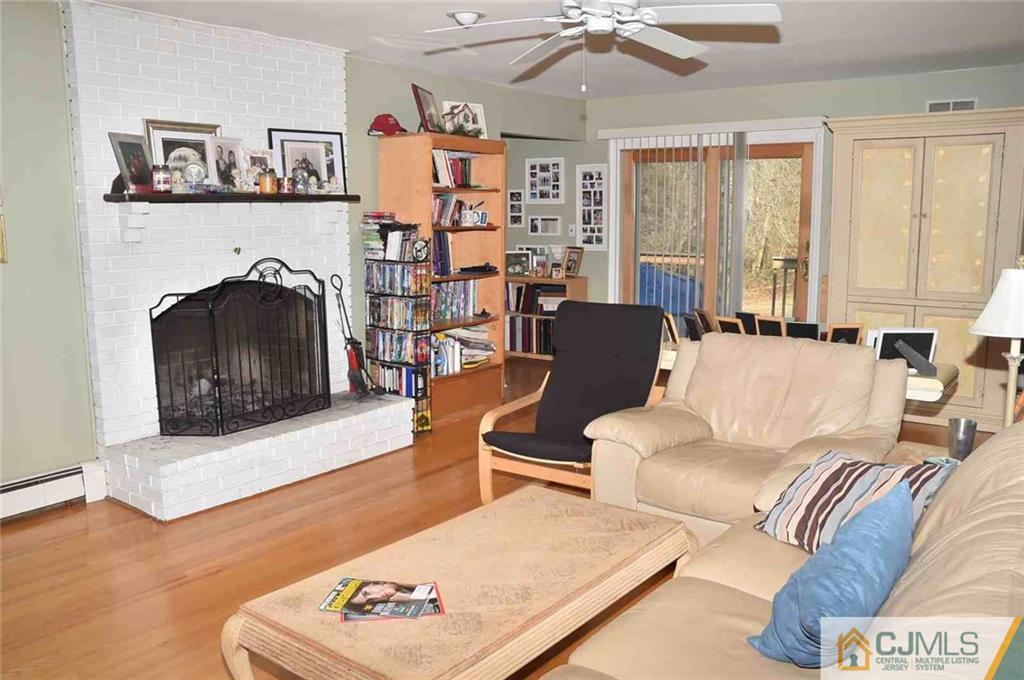 58 Bennett Road Old Bridge, NJ 07747 - Photo 6 of 17 Gallery Image 6