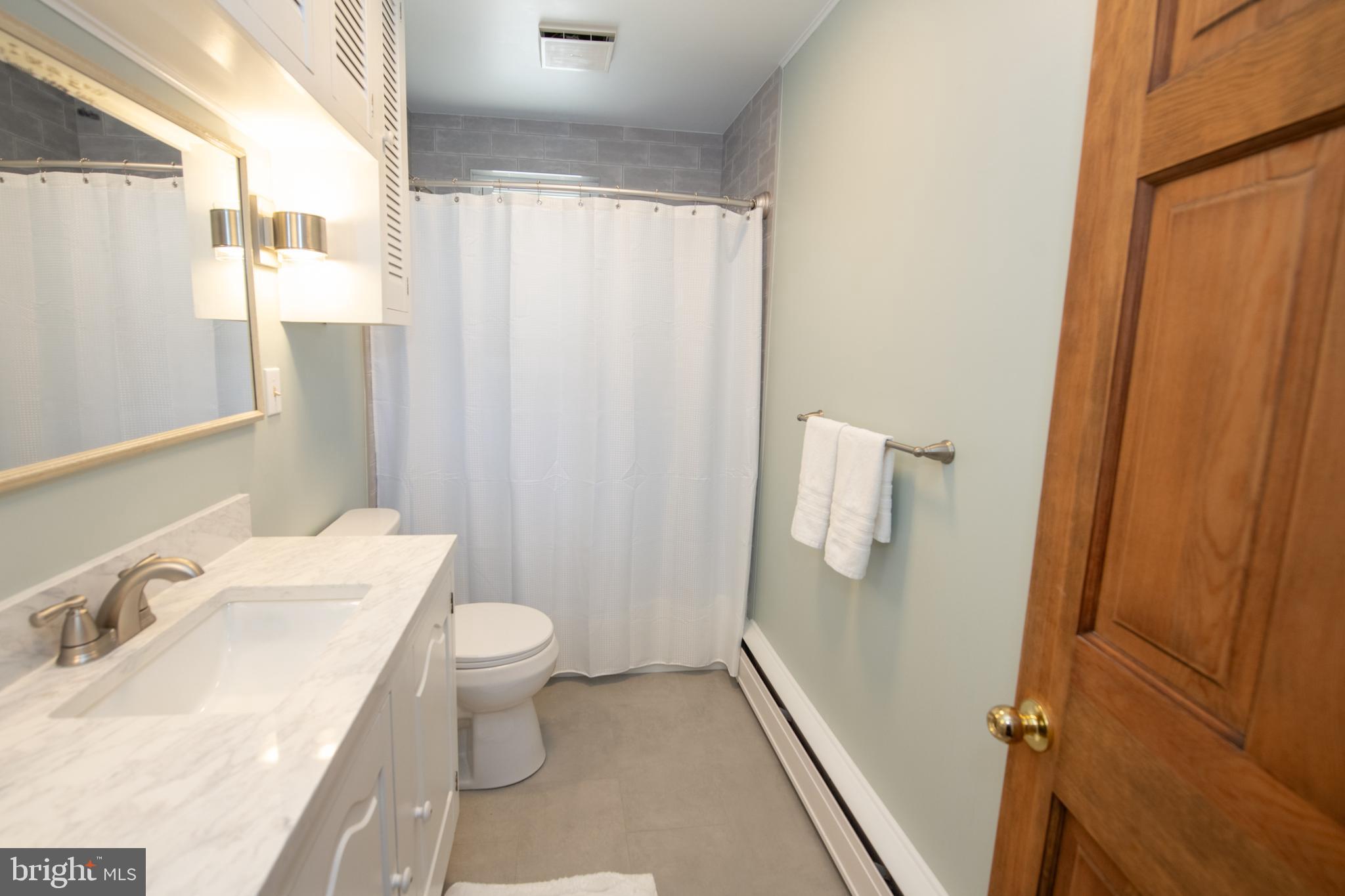 423 Brownsburg Road, Unit W Newtown, PA 18940 - Photo 90 of 109 Hall Bathroom