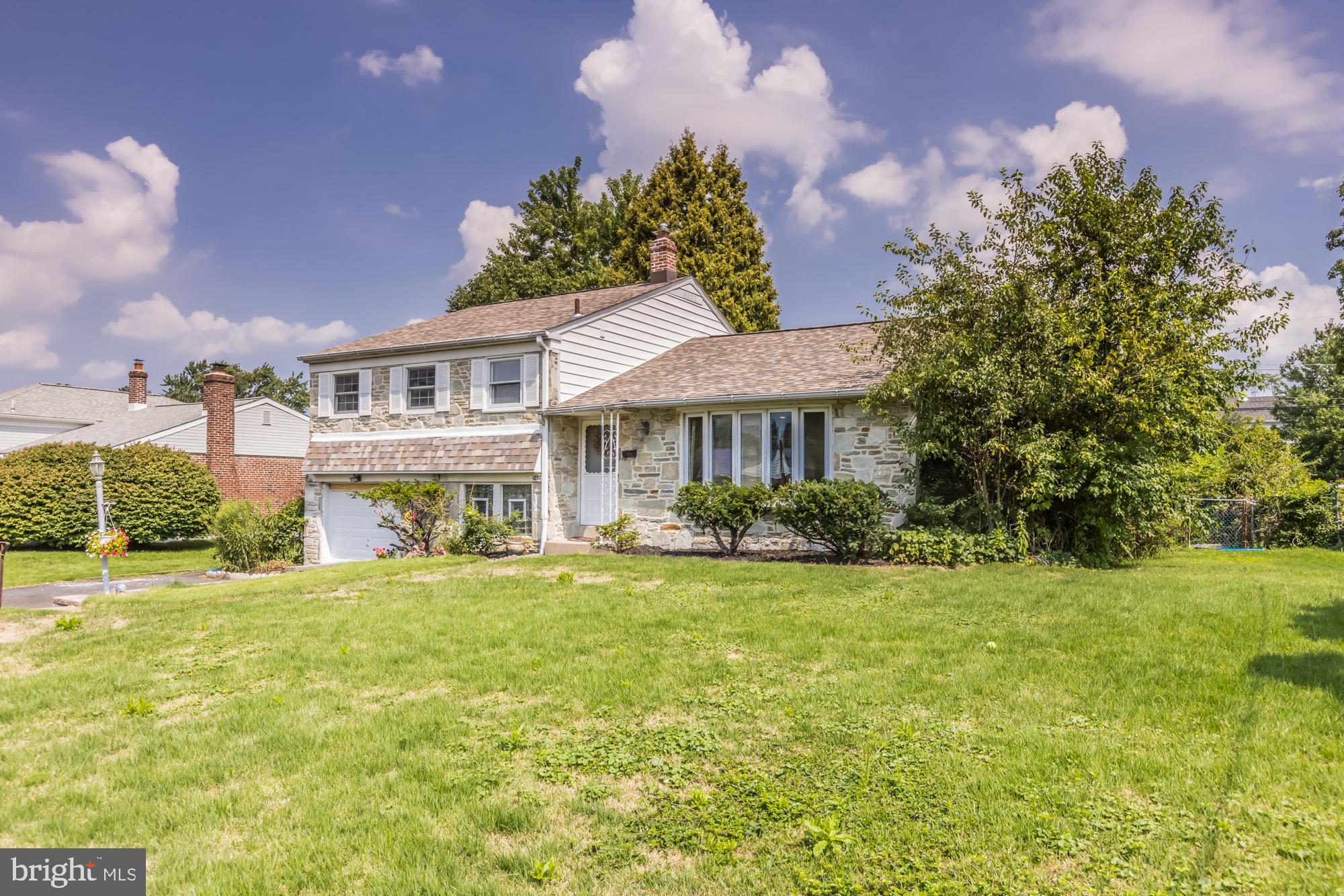 1857 Watson Road Abington, PA 19001 - Photo 3 of 35 Gallery Image 3
