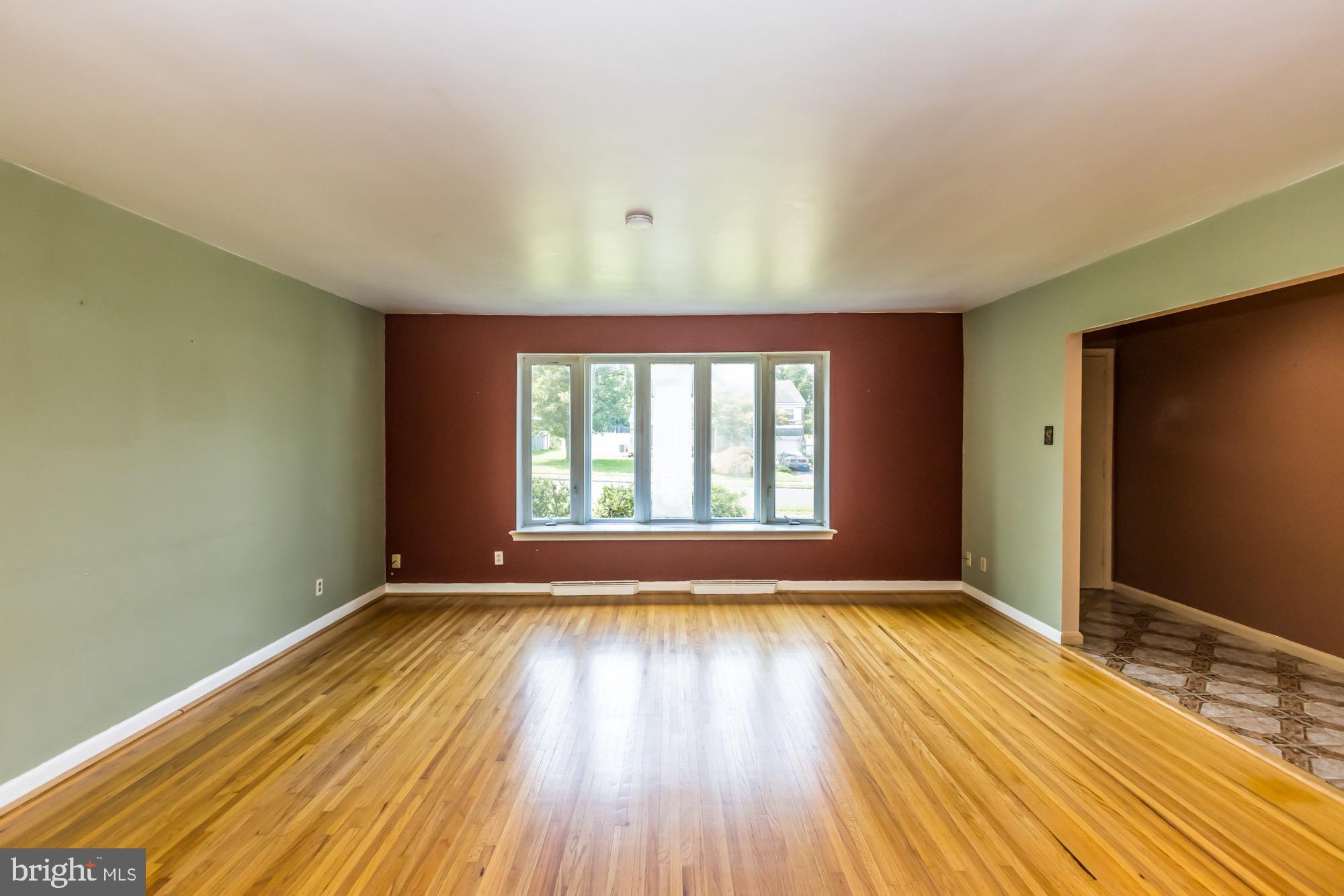 1857 Watson Road Abington, PA 19001 - Photo 8 of 35 Gallery Image 8