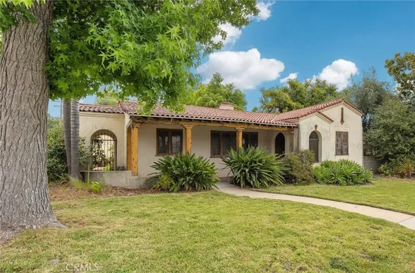 $989,000 | 234 North Magnolia Avenue, Monrovia, CA 91016