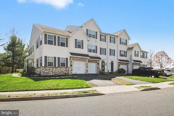 $365,000 | 1498 Laura Lane, Pottstown, PA 19464