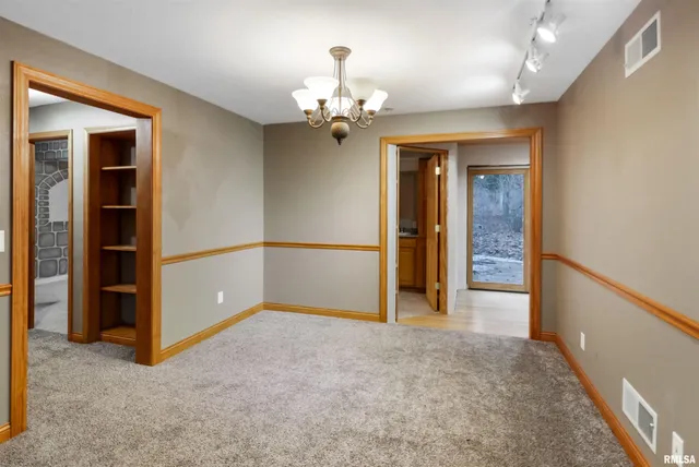 $210,000 | 7905 North Galena Road, Peoria, IL 61614