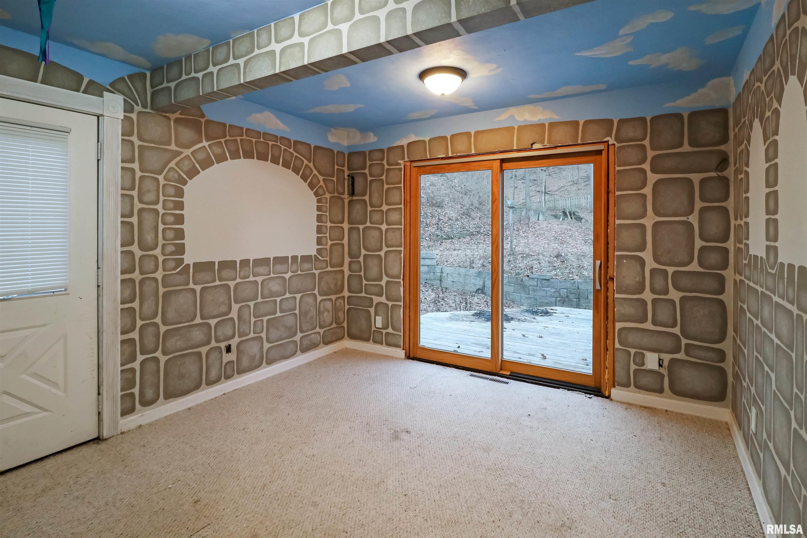 7905 North Galena Road Peoria, IL 61614 - Photo 18 of 34