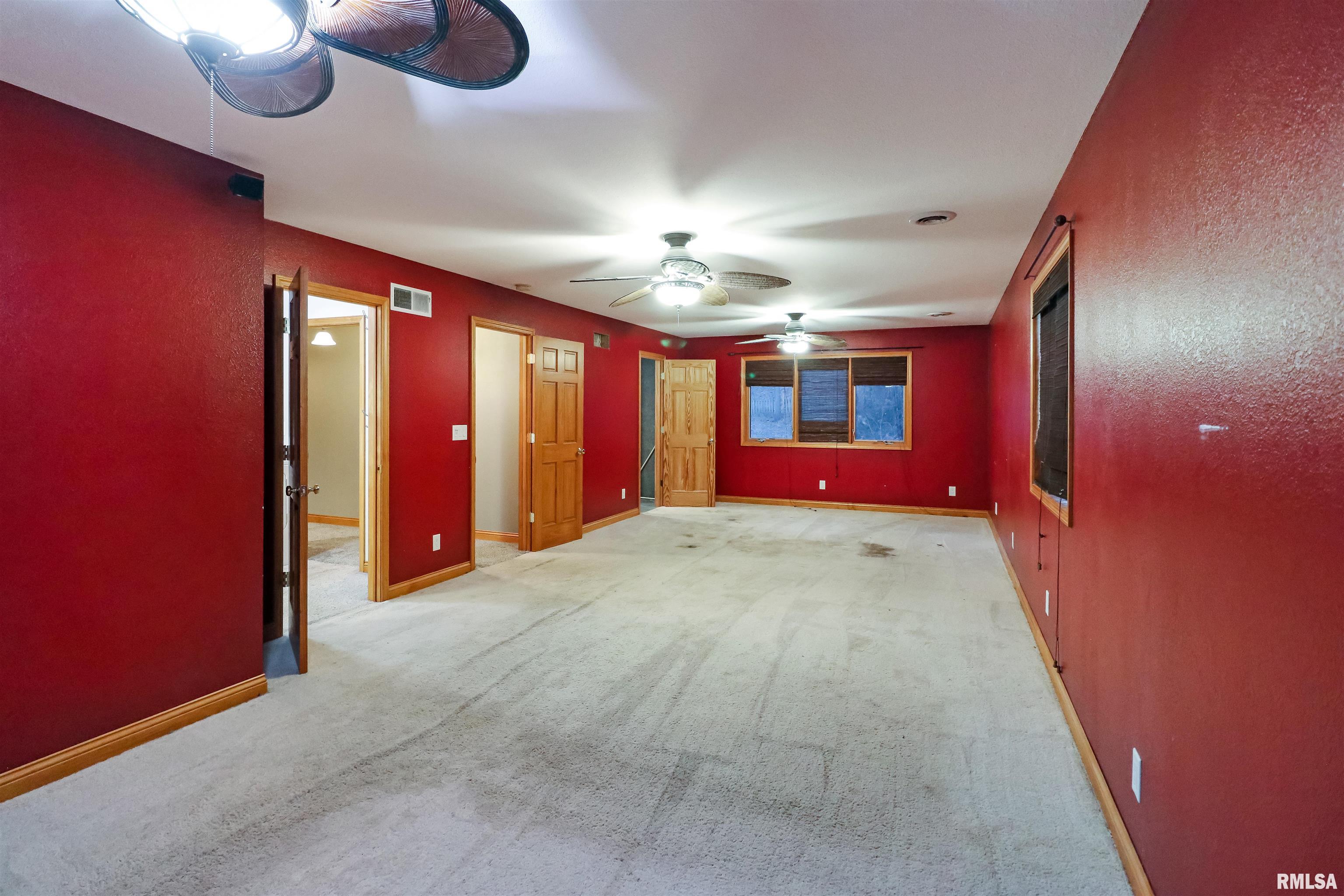 7905 North Galena Road Peoria, IL 61614 - Photo 20 of 34