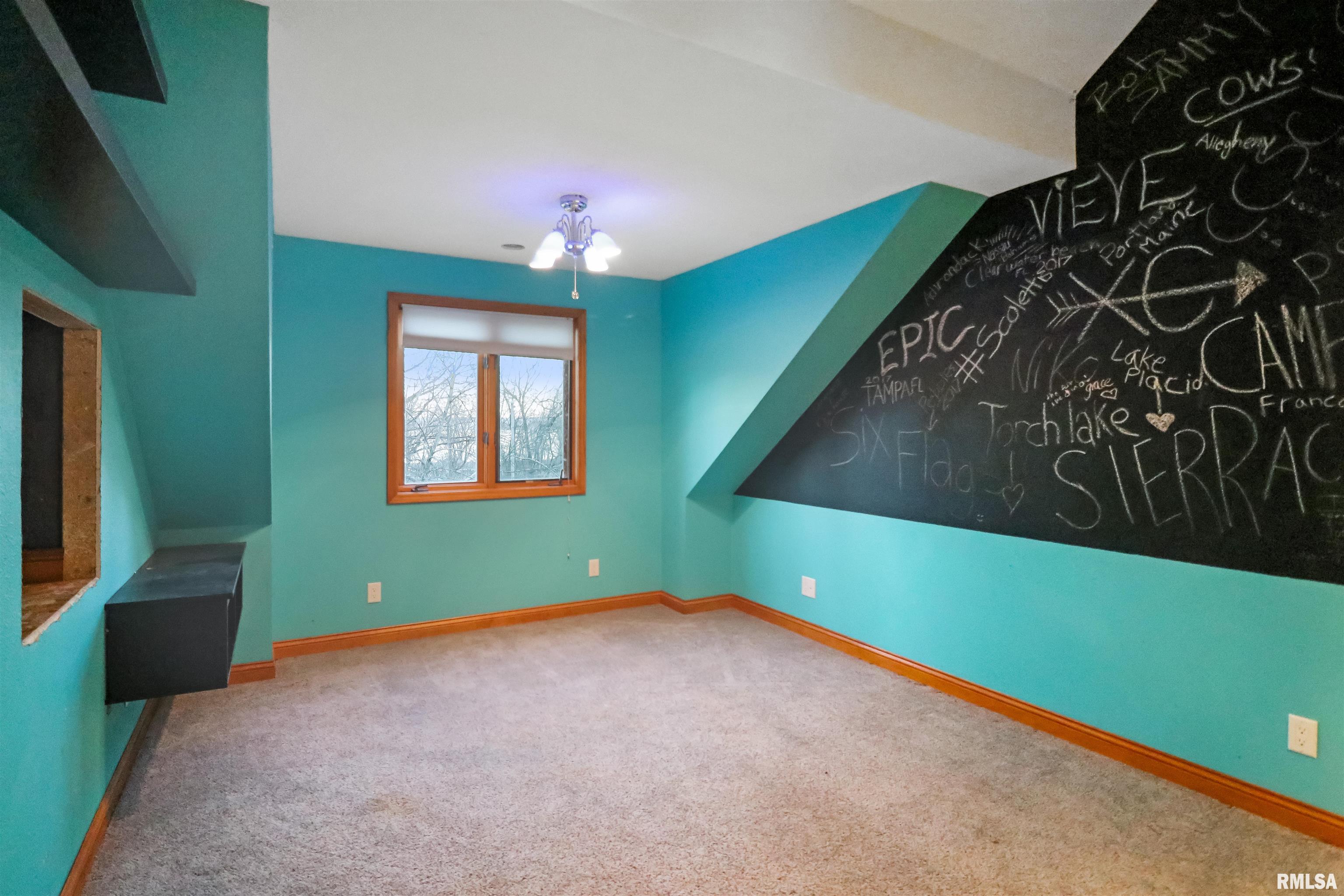 7905 North Galena Road Peoria, IL 61614 - Photo 25 of 34