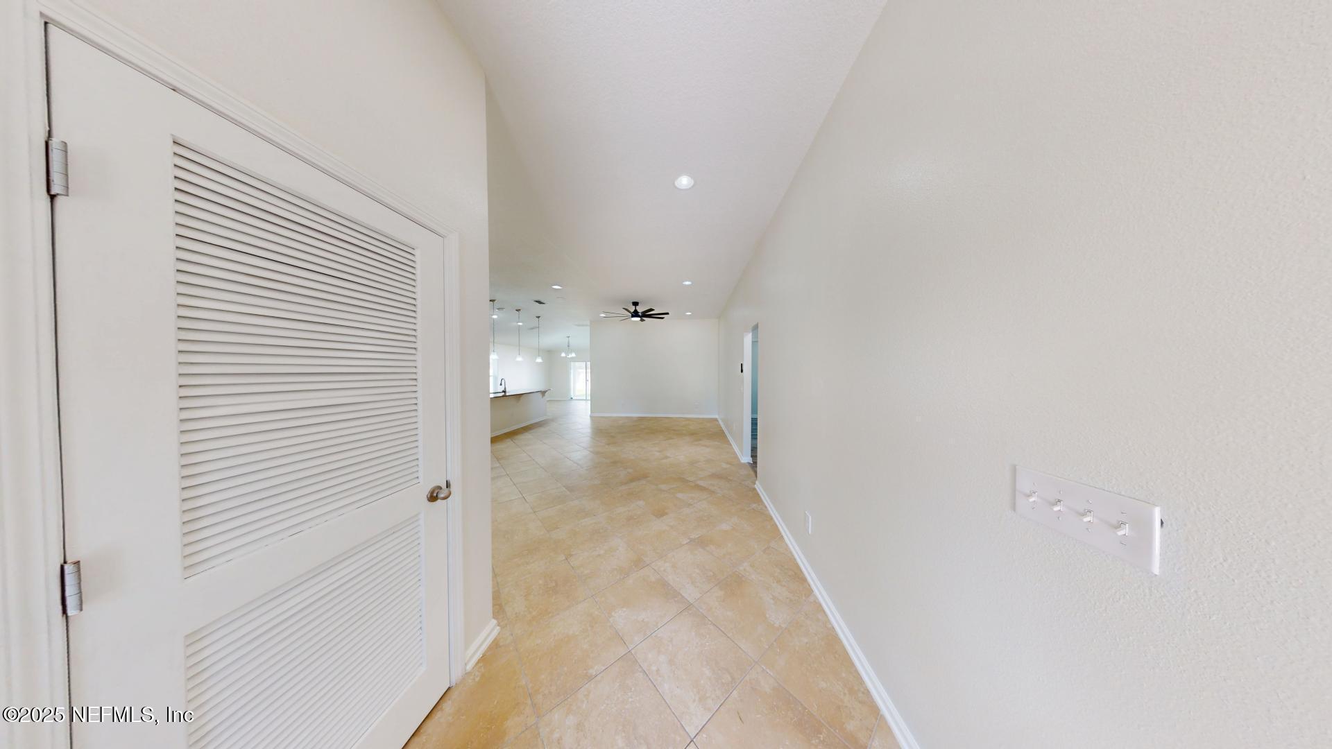 630 Glendale Lane Orange Park, FL 32065 - Photo 4 of 35 630-Glendale-Ln-03182025_101227