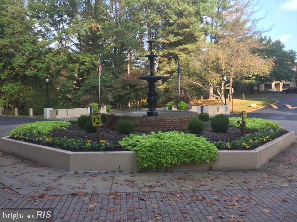 5800 Cove Landing Road, Unit 303 Burke, VA 22015 - Photo 2 of 25 Fountain area, entrance