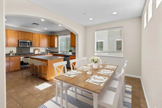 $565,000 | 1067 Sallie Lane, Tracy, CA 95376