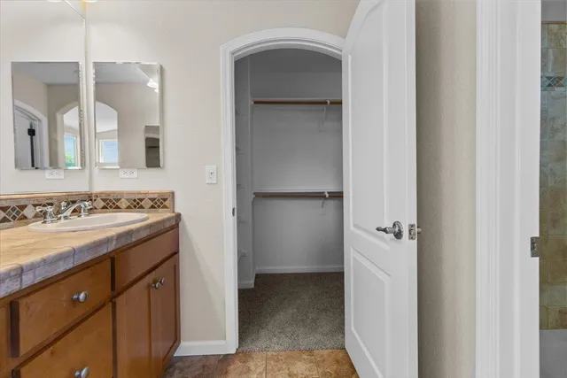 $565,000 | 1067 Sallie Lane, Tracy, CA 95376