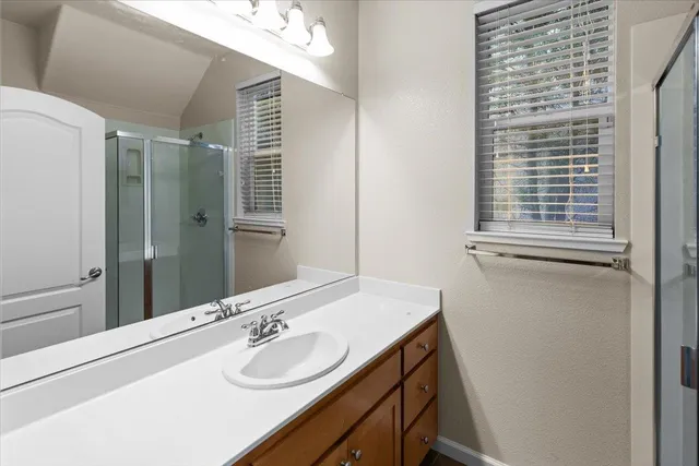 $565,000 | 1067 Sallie Lane, Tracy, CA 95376