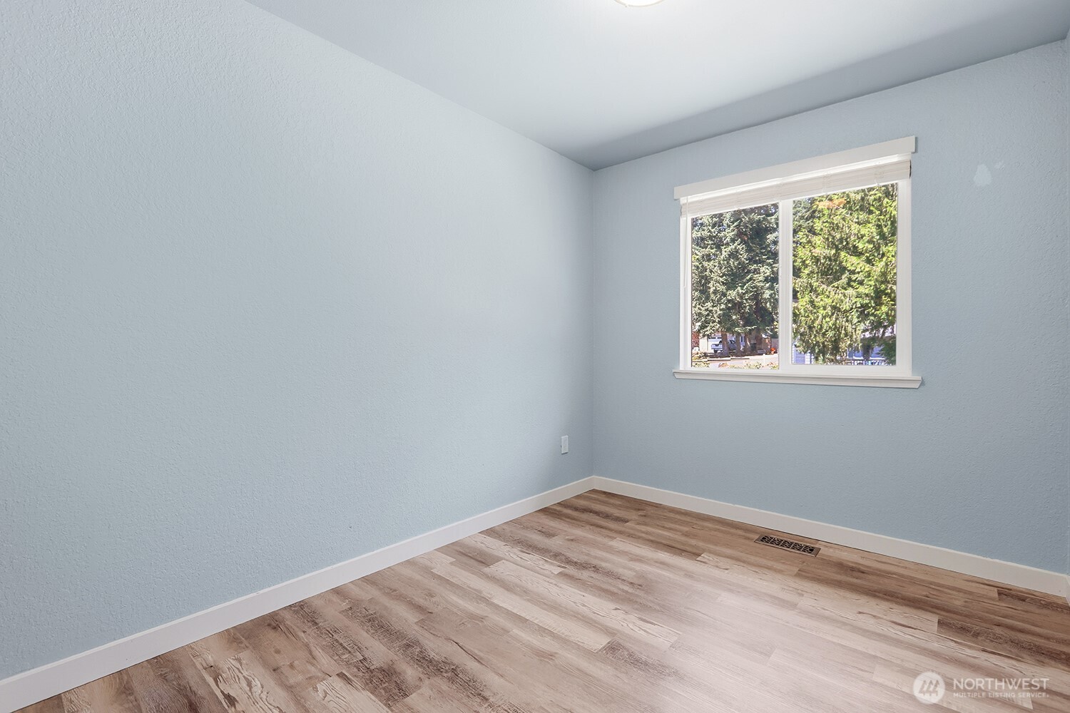 18113 20th Drive Southeast Bothell, WA 98012 - Photo 15 of 37