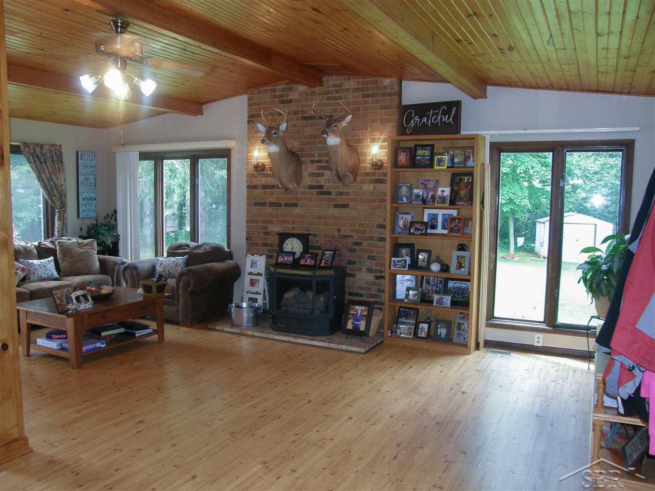 3530 Busch Road Birch Run, MI 48415 - Photo 3 of 28 31387314-2.JPG