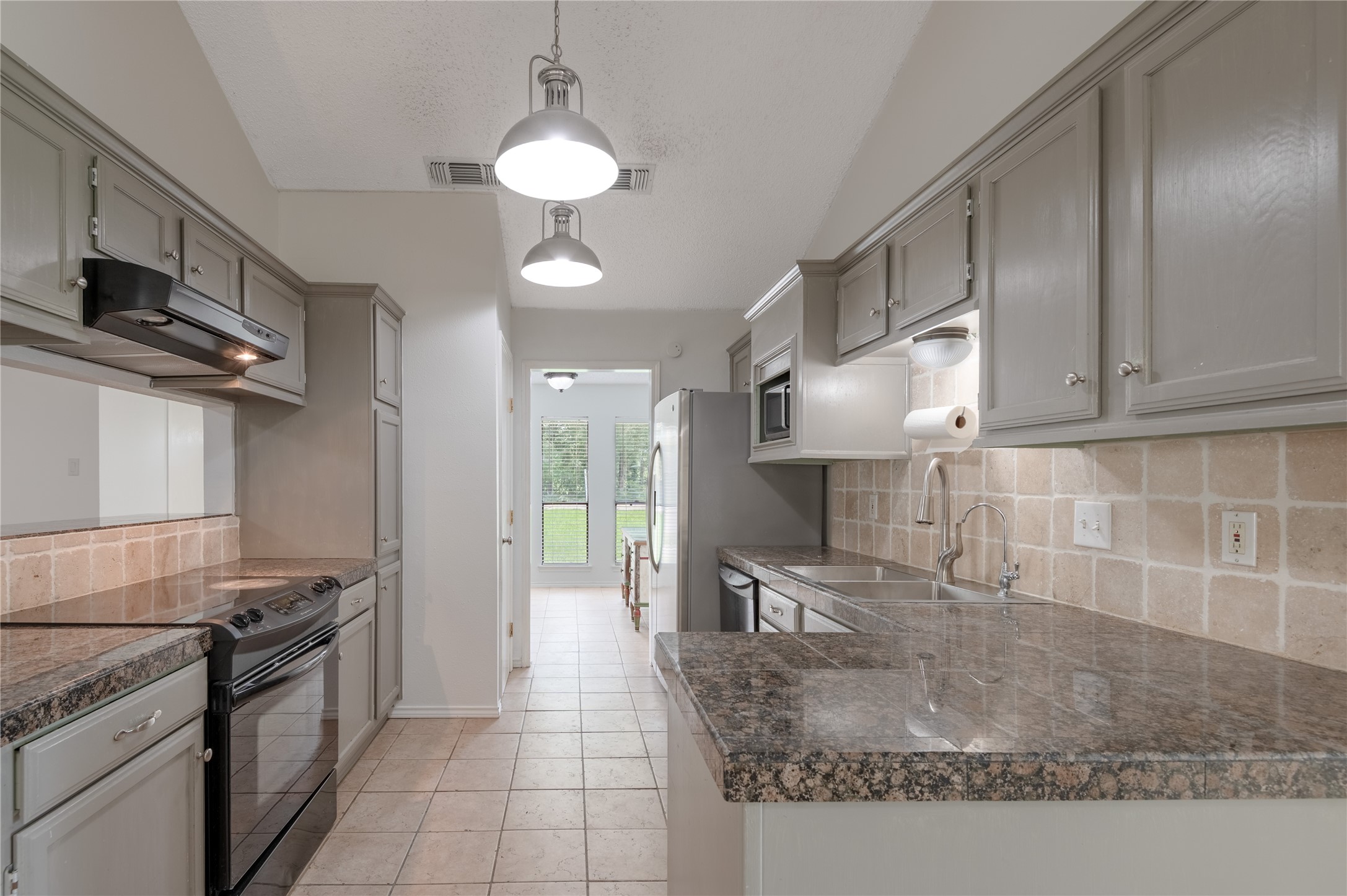 22516 Pebble Beach Way Point Blank, TX 77364 - Photo 12 of 44