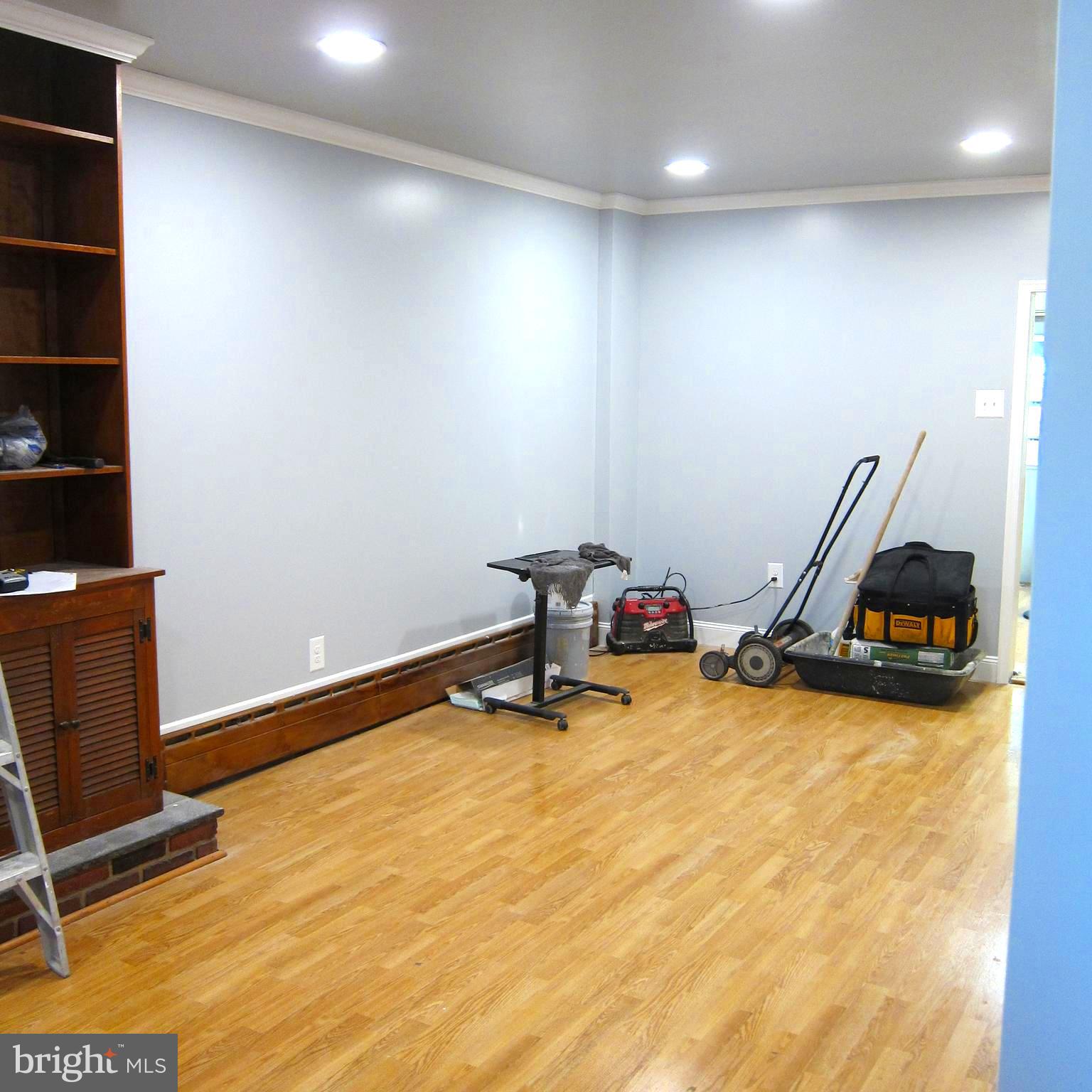 5732 Keystone Street Philadelphia, PA 19135 - Photo 3 of 26 Gallery Image 3