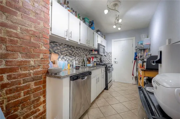 $705,000 | 4226 Locust Street, Kansas City, MO 64110