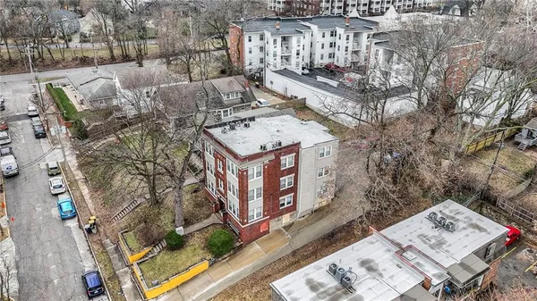 $705,000 | 4226 Locust Street, Kansas City, MO 64110