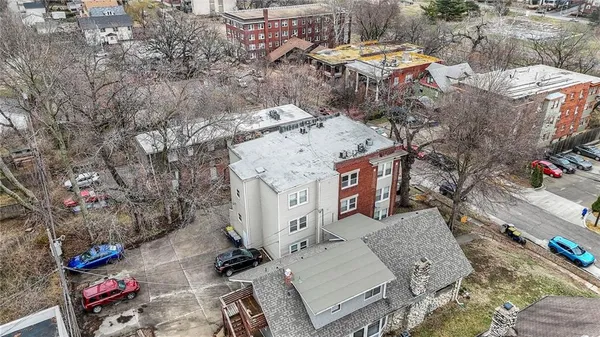 $705,000 | 4226 Locust Street, Kansas City, MO 64110