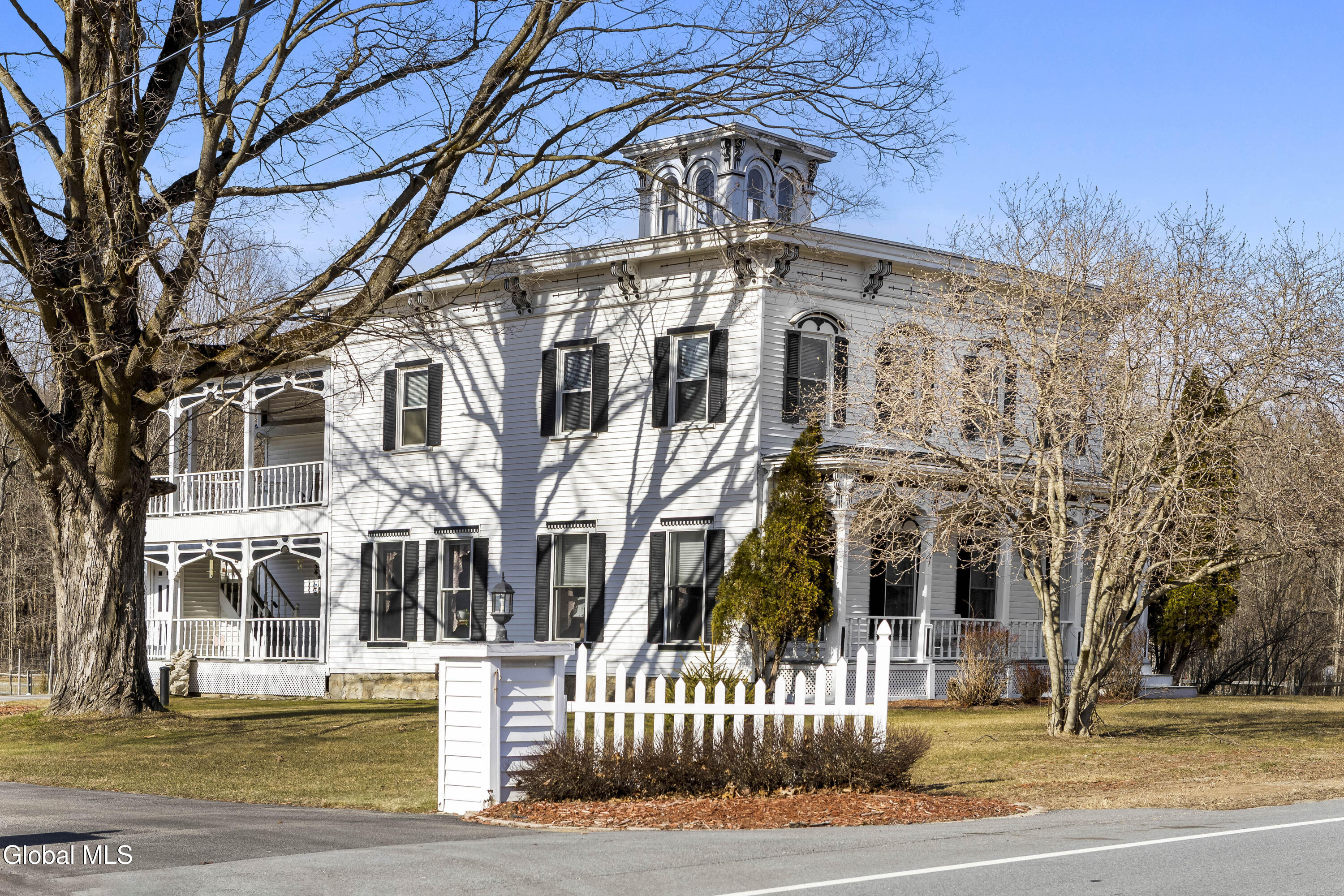 392 Gurn Springs Road Wilton, NY 12831 - Photo 4 of 58 4