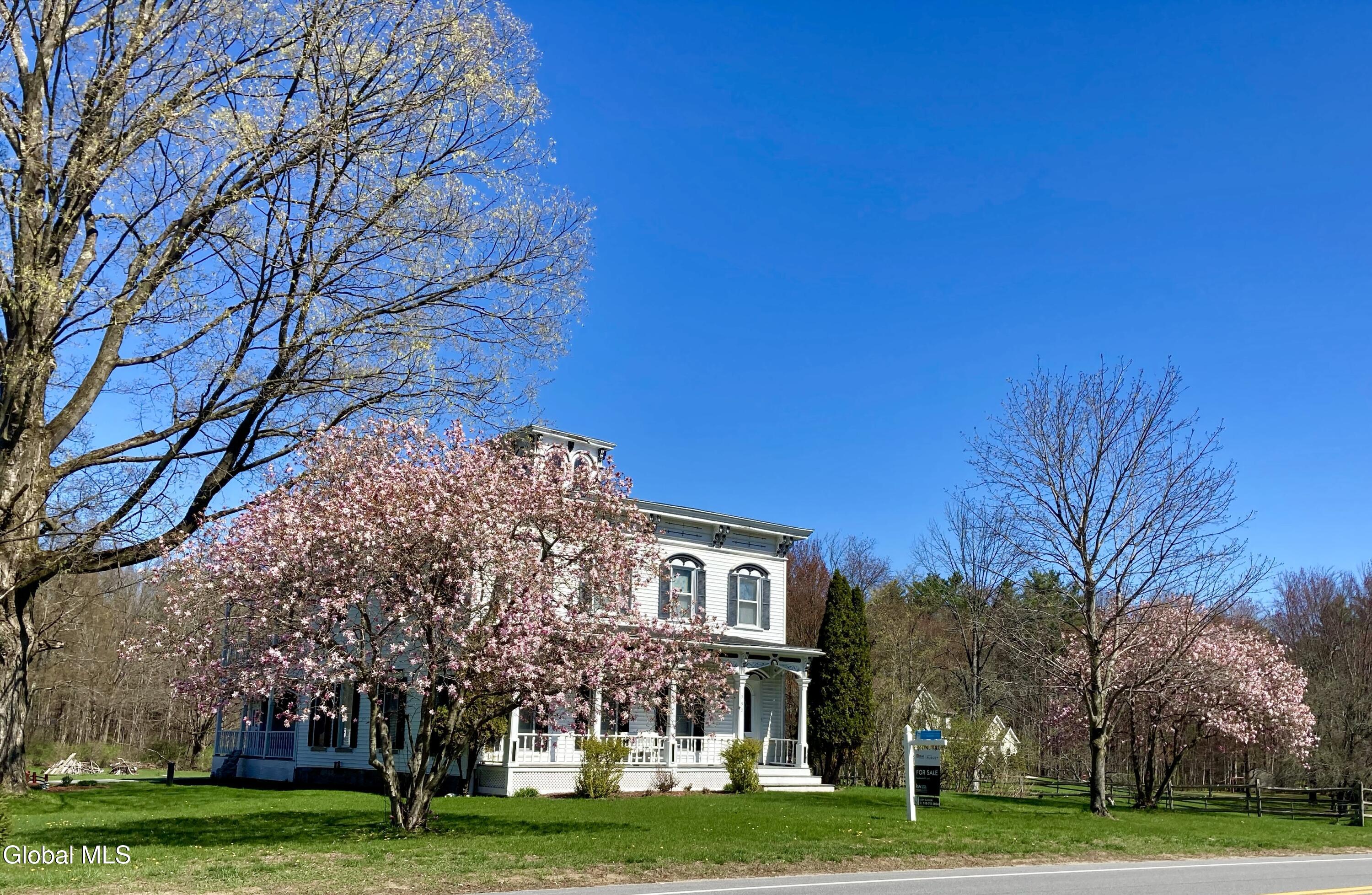 392 Gurn Springs Road Wilton, NY 12831 - Photo 4 of 59 IMG_7722