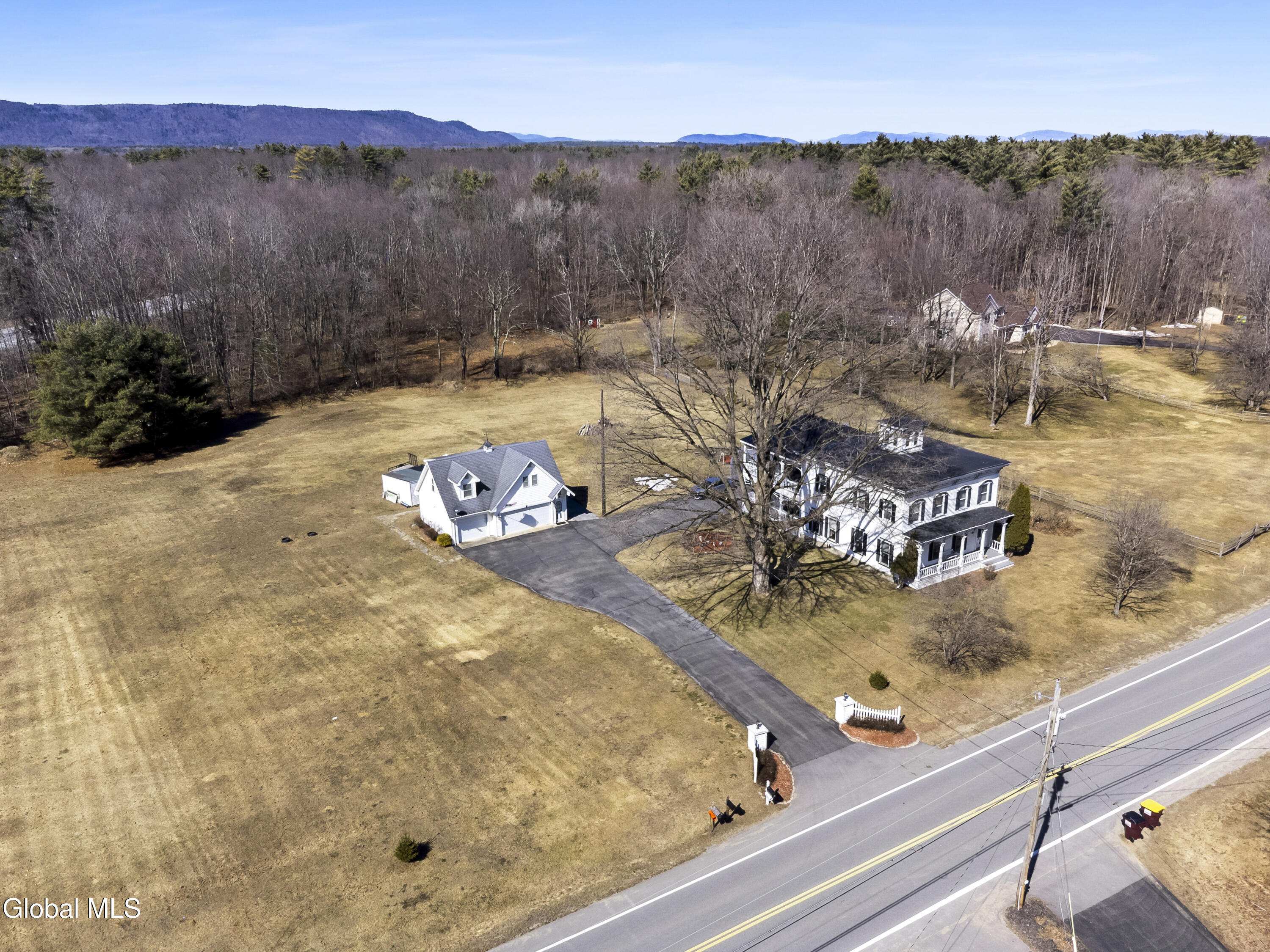 392 Gurn Springs Road Wilton, NY 12831 - Photo 7 of 59 5