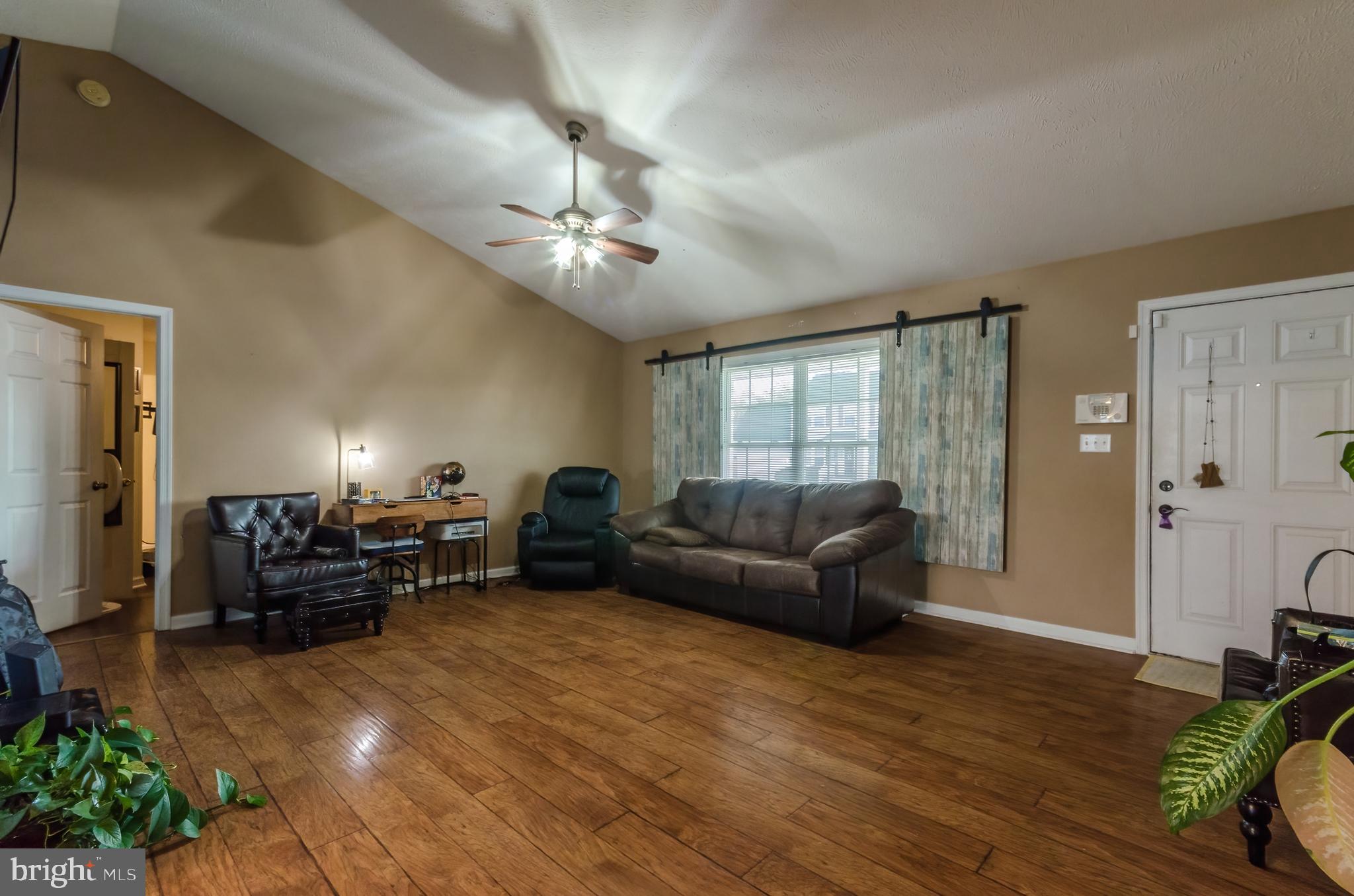 655 North Teal Road Martinsburg, WV 25405 - Photo 12 of 43
