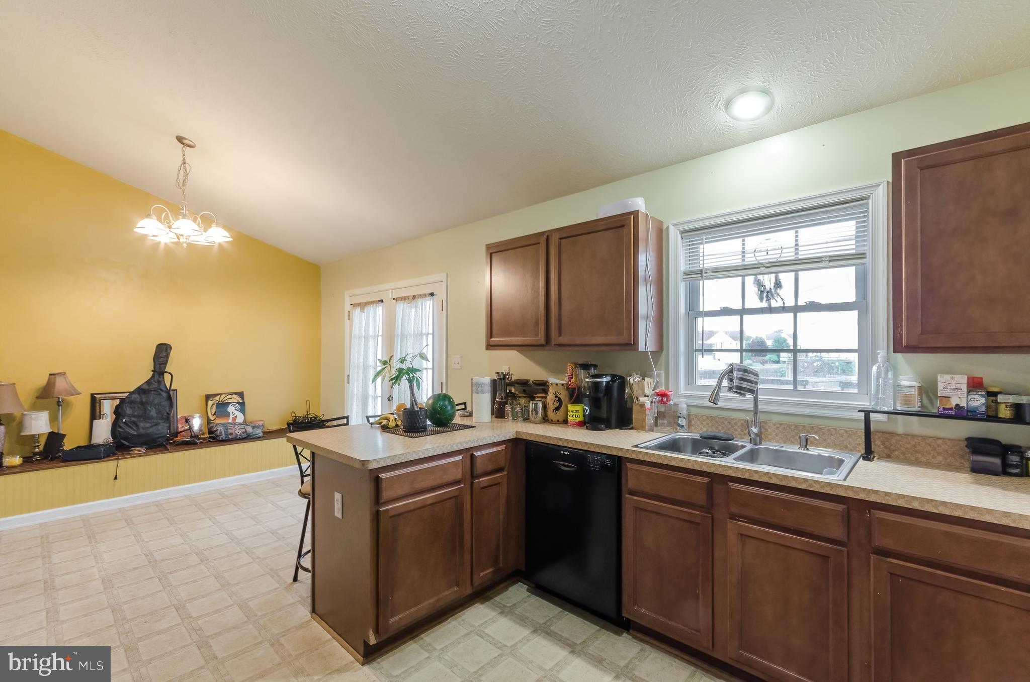 655 North Teal Road Martinsburg, WV 25405 - Photo 15 of 43